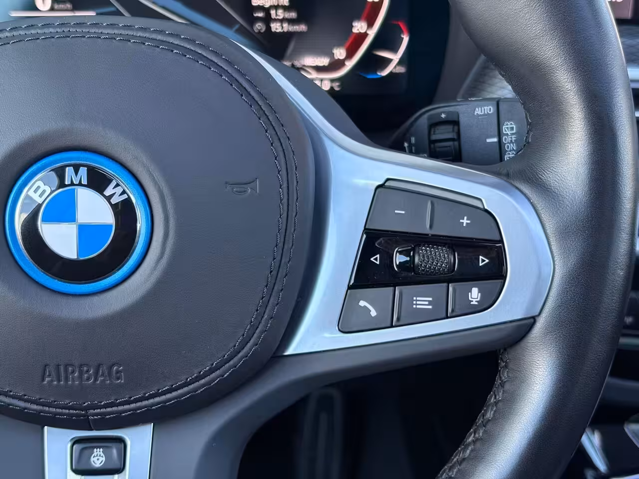 BMW iX3 High Executive Edition M-Sport 80 kWh Shadow Line / Driving Assistant / Panoramadak