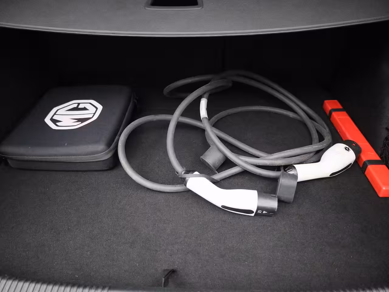 MG MG5 Long Range Luxury 61 kWh | Leder | Camera | CarPlay | Adaptive Cruise Control | Led Koplam