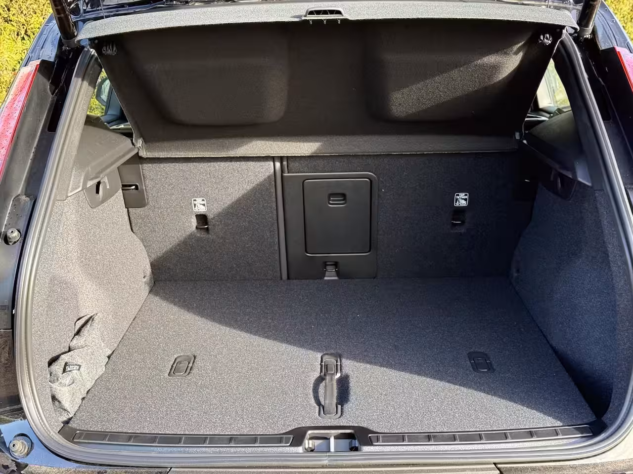 Volvo EX40 Single Engine Extended Range Plus Europa