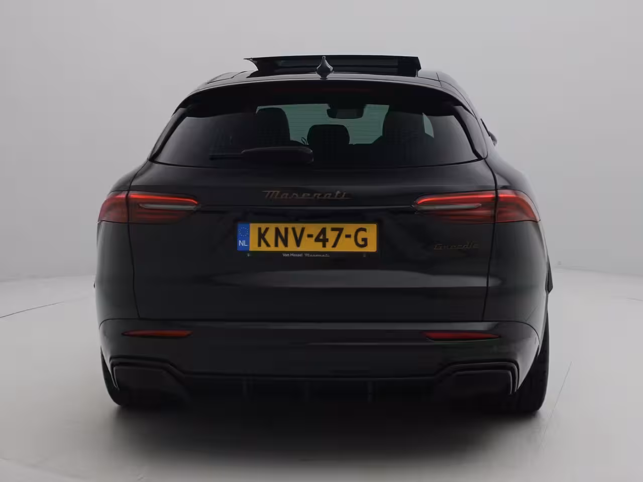 Maserati Grecale AWD Folgore 105kWh | Sonus faber audio | 3D Carbon Trim | Panorama dak | Voorraad model |