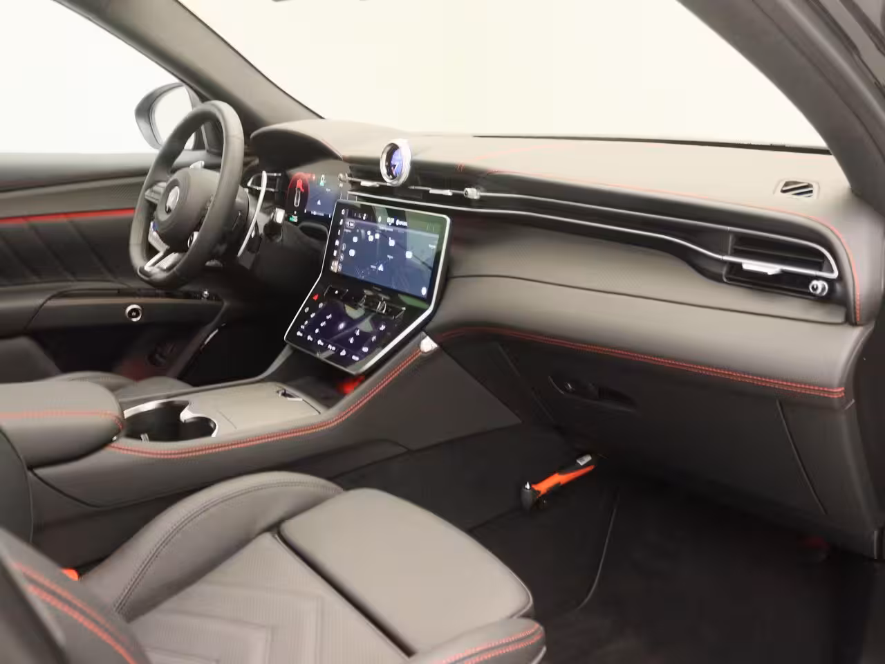 Maserati Grecale AWD Folgore 105kWh | Sonus faber audio | 3D Carbon Trim | Panorama dak | Voorraad model |