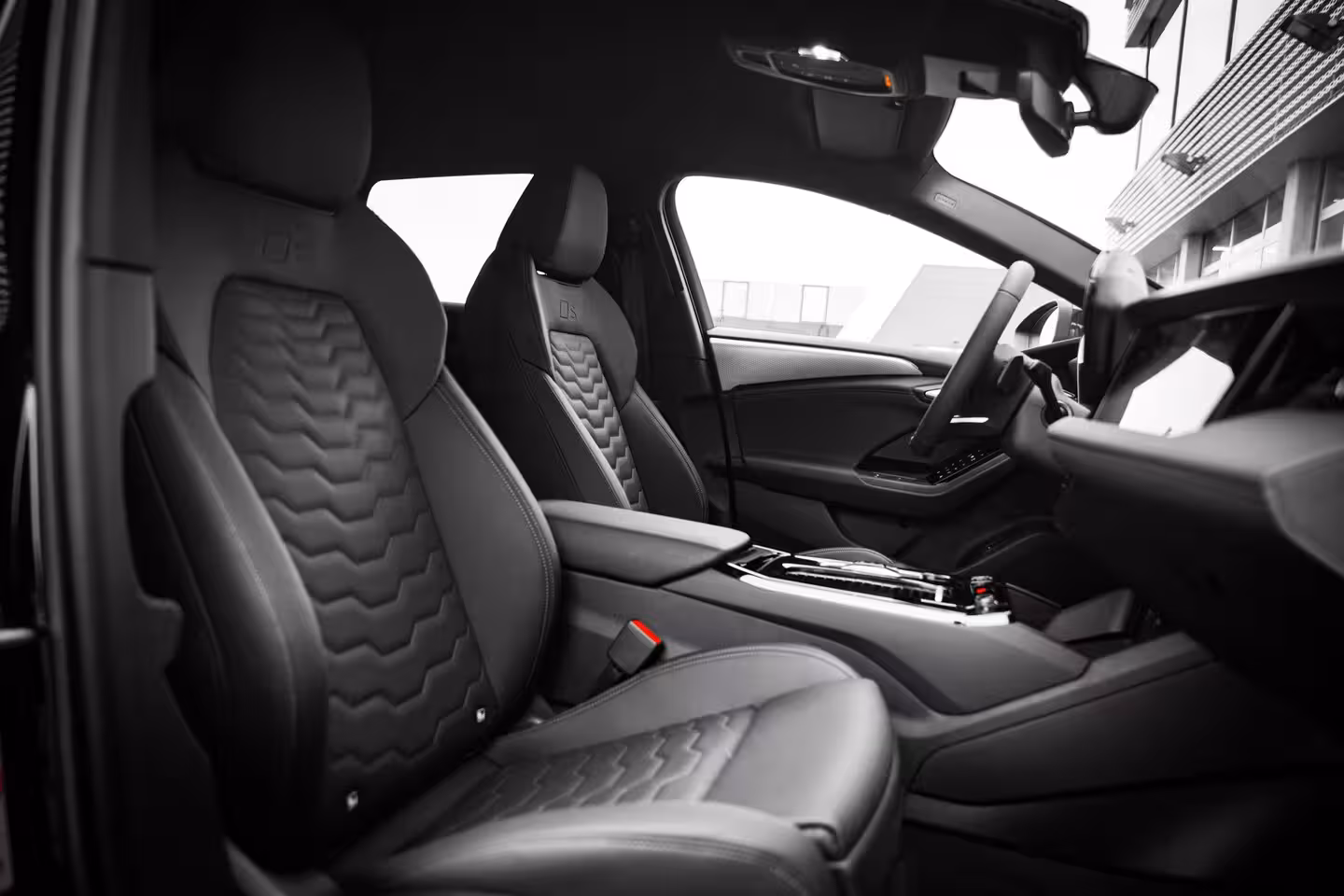 Audi A6 Avant e-tron S edition | smartphone interface | Comfortsleutel | Elektrisch instelbare voorstoelen