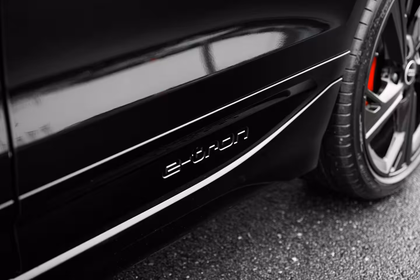Audi A6 Avant e-tron S edition | smartphone interface | Comfortsleutel | Elektrisch instelbare voorstoelen