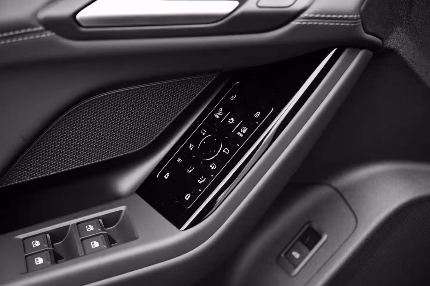 Audi A6 Avant e-tron S edition | smartphone interface | Comfortsleutel | Elektrisch instelbare voorstoelen