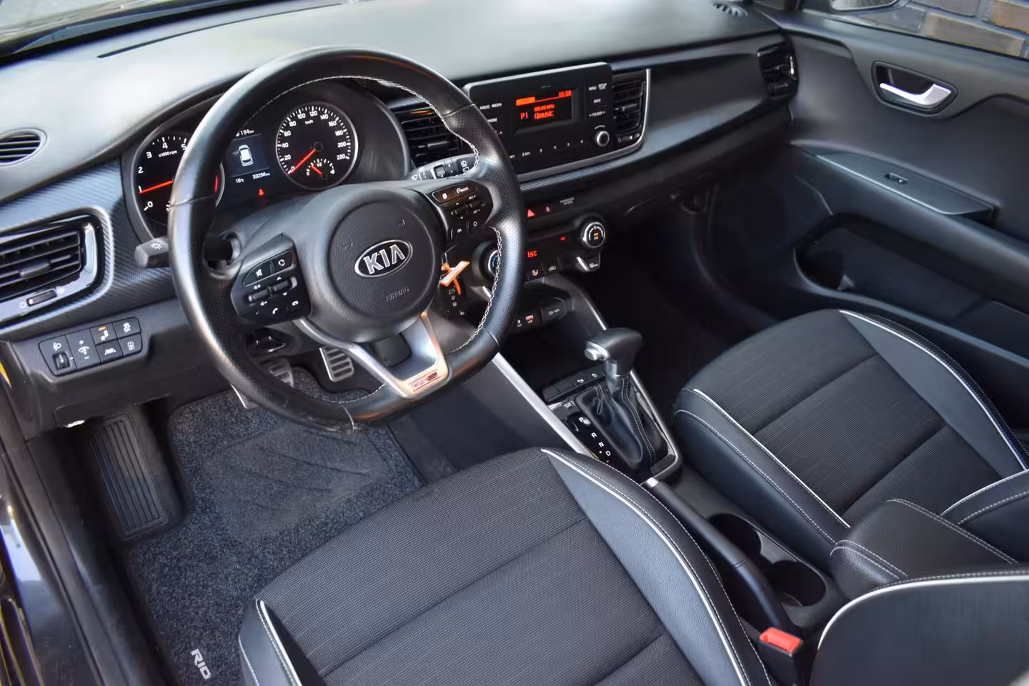 Kia Rio 1.0 TGDI 120PK GT LINE ECC LMV CRUISE