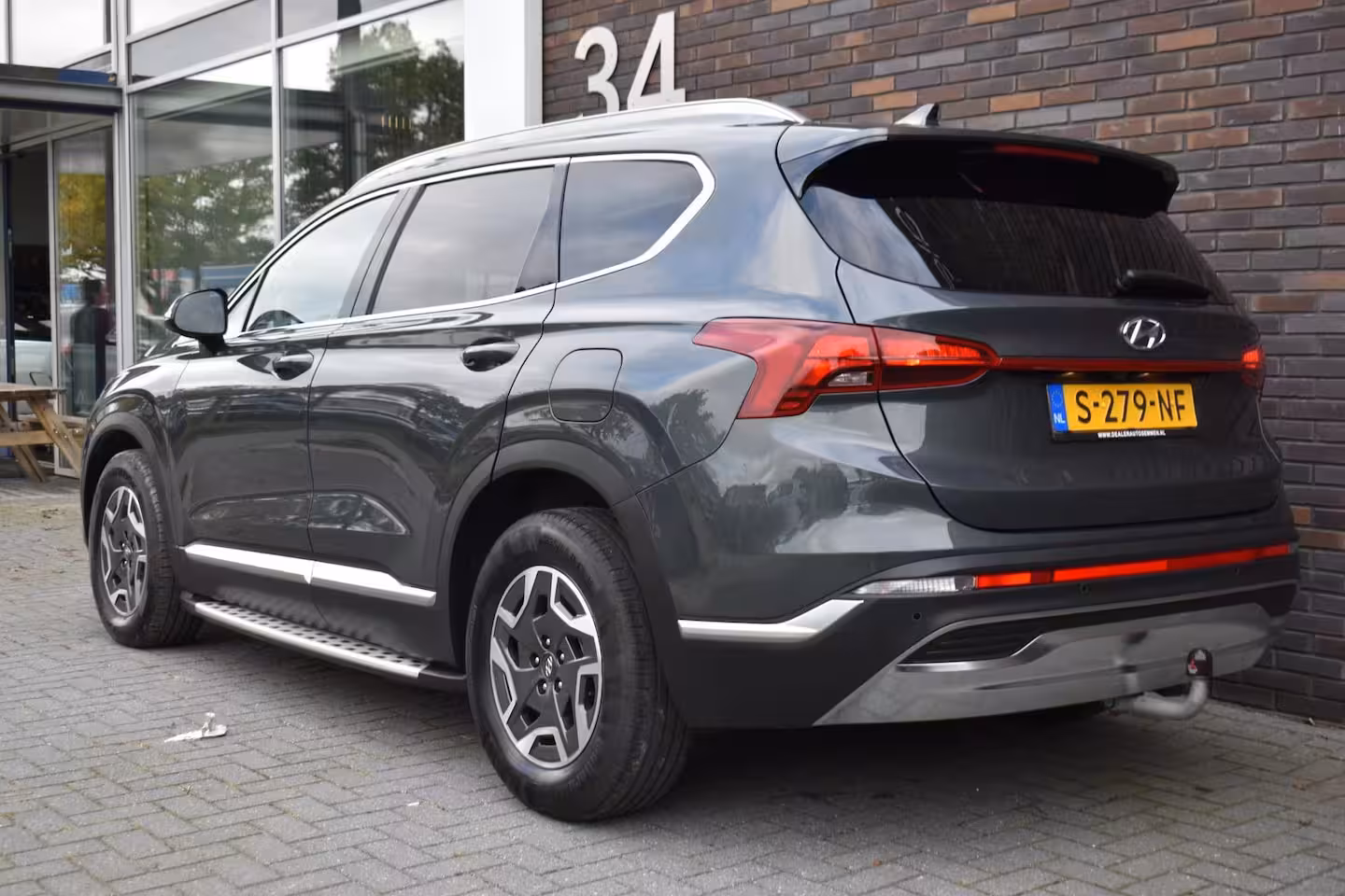 Hyundai Santa Fe 1.6 T-GDI HEV LEDER PANODAK LMV NAVI