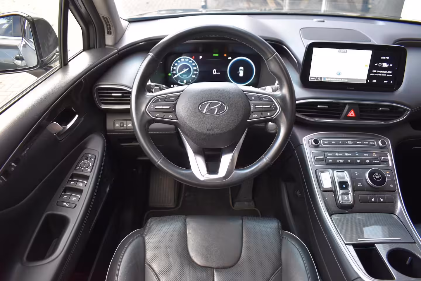 Hyundai Santa Fe 1.6 T-GDI HEV LEDER PANODAK LMV NAVI