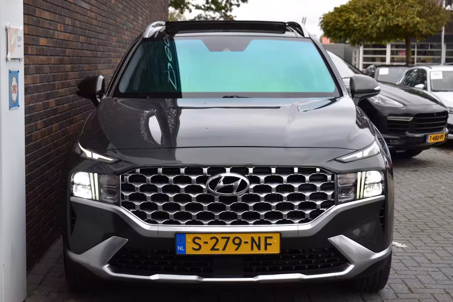 Hyundai Santa Fe 1.6 T-GDI HEV LEDER PANODAK LMV NAVI