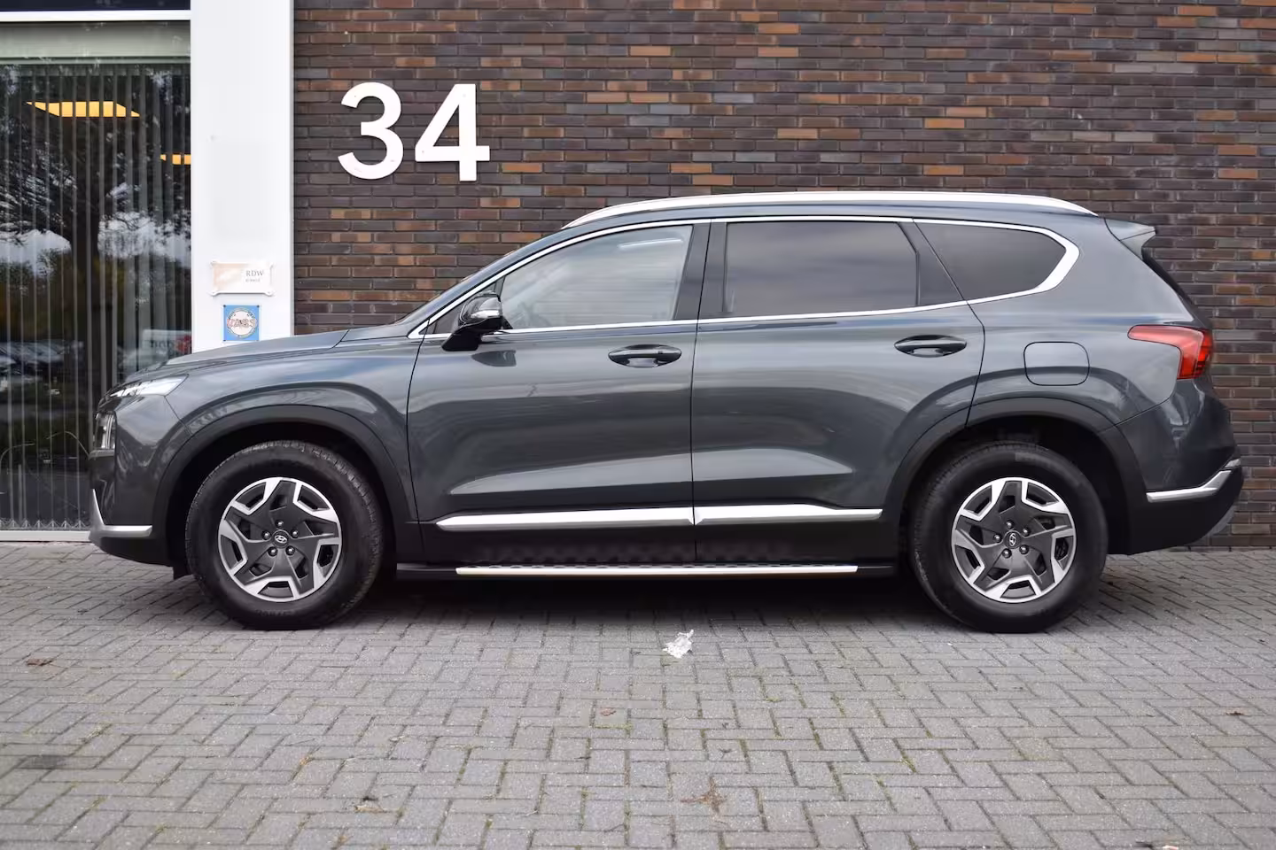 Hyundai Santa Fe 1.6 T-GDI HEV LEDER PANODAK LMV NAVI