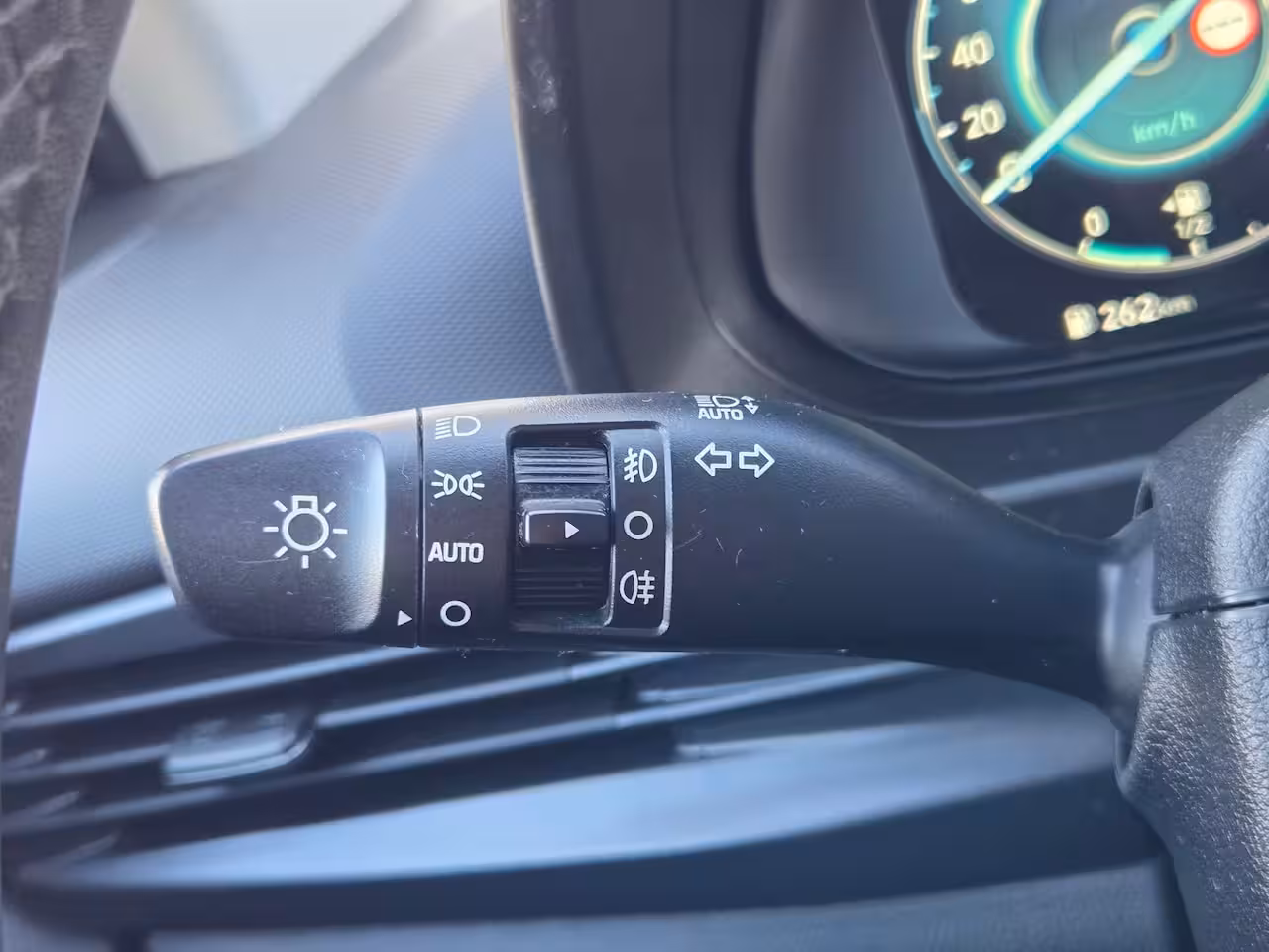 Hyundai i20 1.0 T-GDI Premium A/T Duurste uitvoering Cruise control adaptief / Apple Carplay/Android A