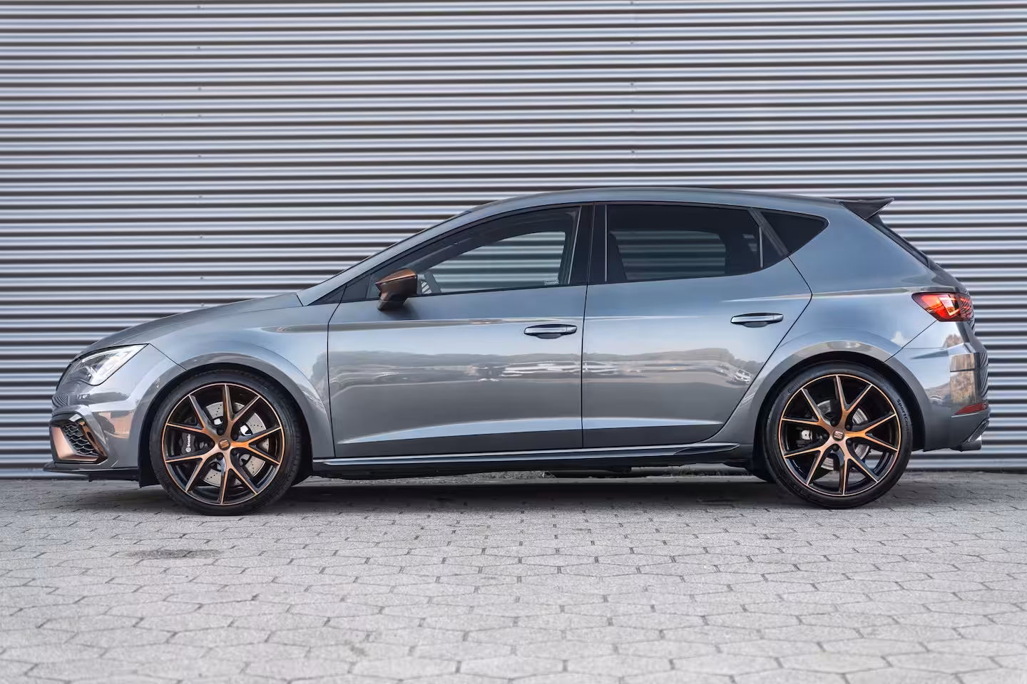 Seat Leon 2.0 TSI CUPRA R DSG CARBON BREMBO BEATS 487/799