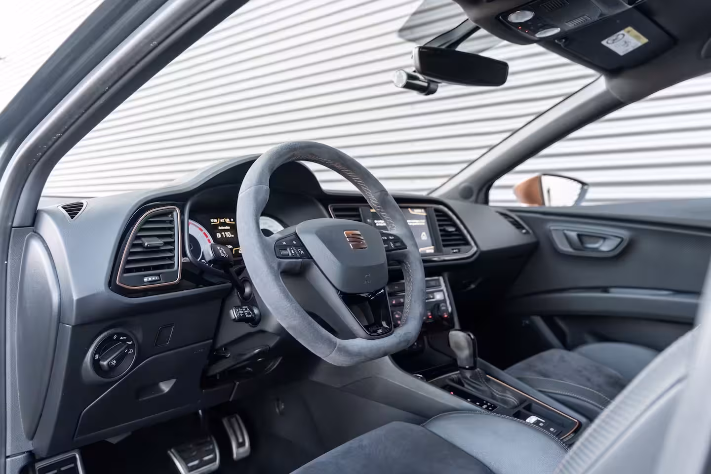 Seat Leon 2.0 TSI CUPRA R DSG CARBON BREMBO BEATS 487/799