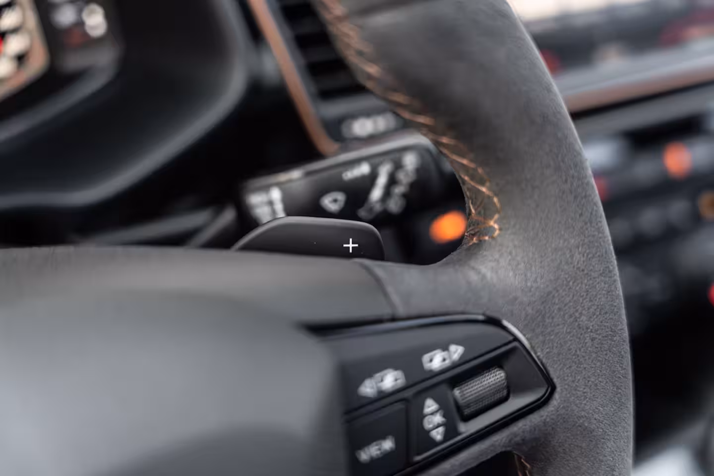 Seat Leon ST 2.0 TSI CUPRA R 4DRIVE PANO CARBON BREMBO BEATS