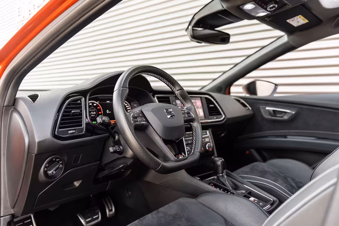 Seat Leon 2.0 TSI CUPRA 300 PERFORMANCE BREMBO BEATS PANO