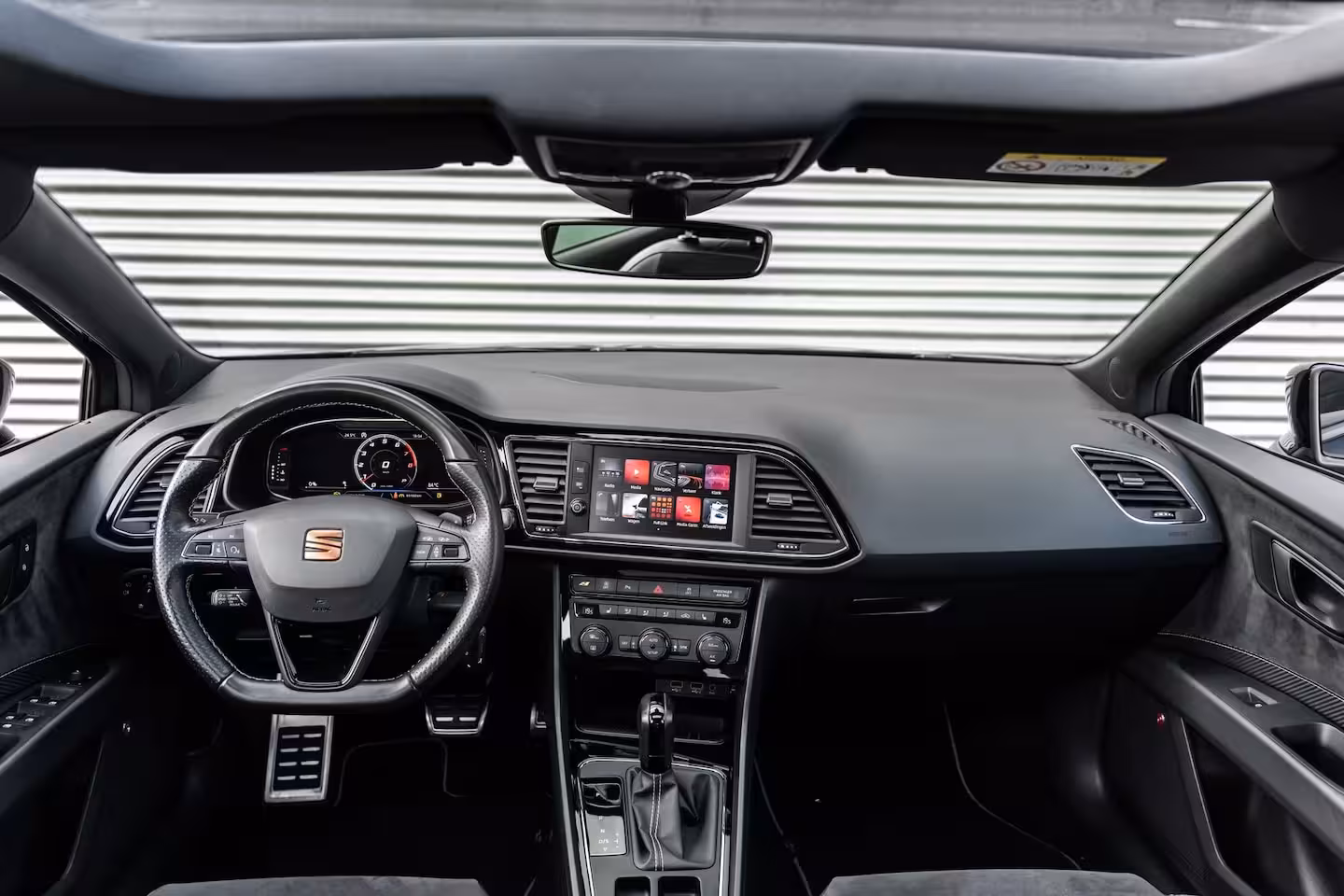 Seat Leon 2.0 TSI ULTIMATE EDITION CUPRA PANO BEATS VIRTUAL