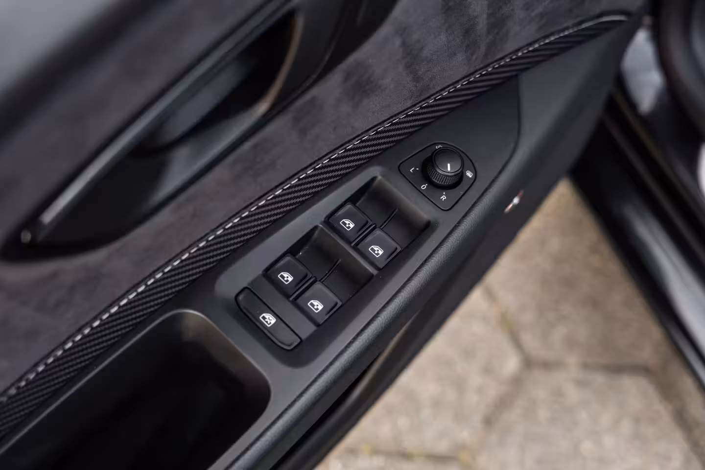 Seat Leon 2.0 TSI ULTIMATE EDITION CUPRA PANO BEATS VIRTUAL