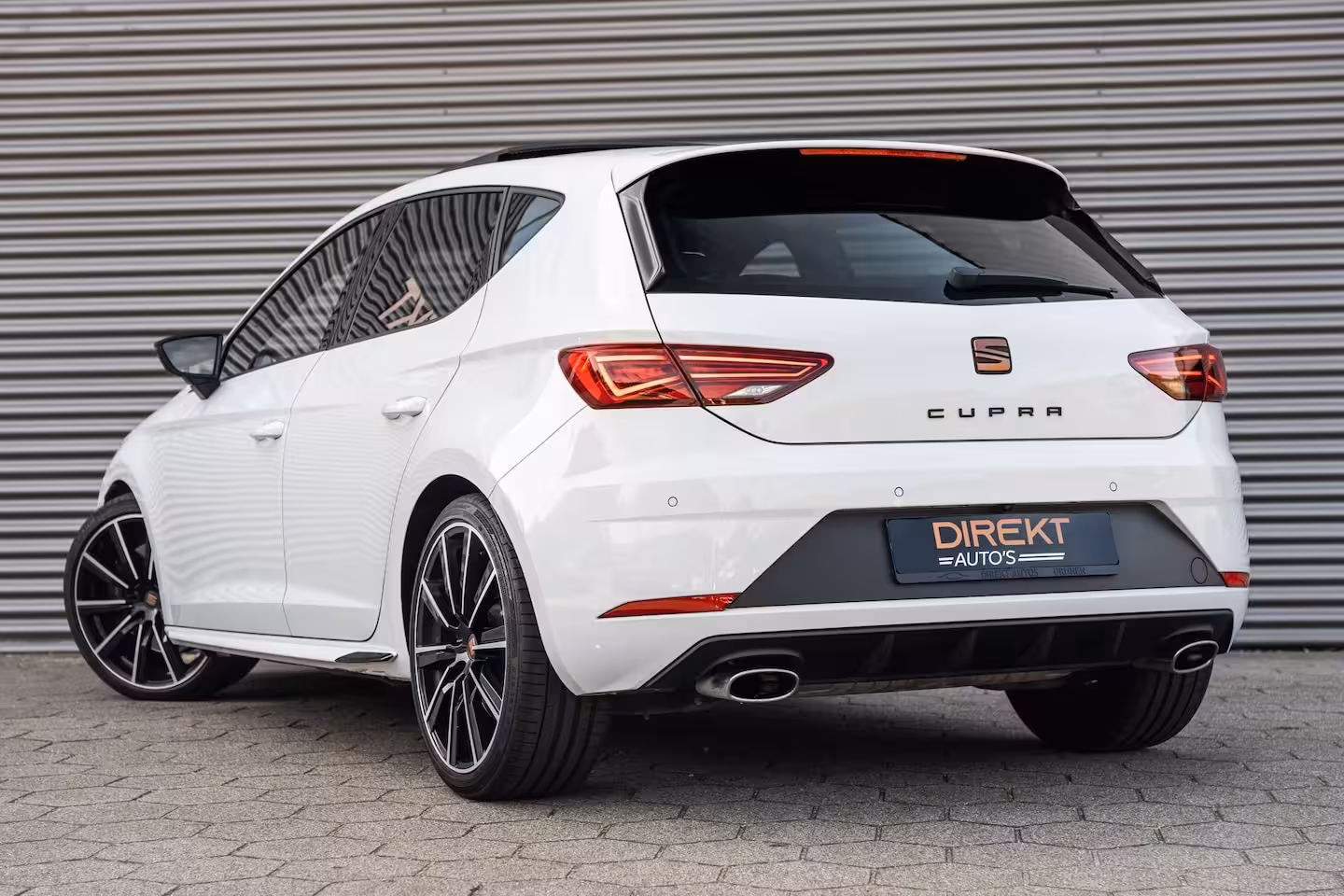 Seat Leon 2.0 TSI CUPRA ULTIMATE PANO BEATS KEYLESS CAMERA