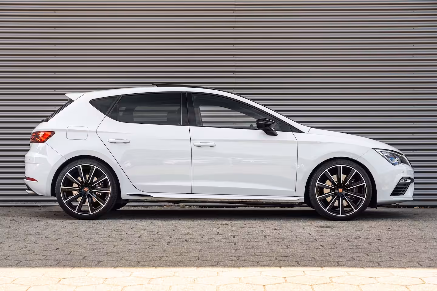 Seat Leon 2.0 TSI CUPRA ULTIMATE PANO BEATS KEYLESS CAMERA