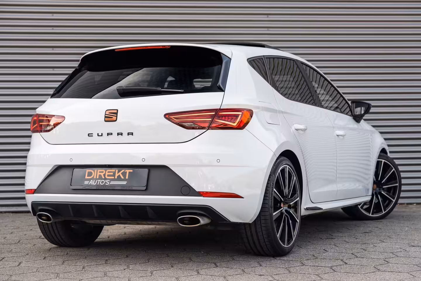 Seat Leon 2.0 TSI CUPRA ULTIMATE PANO BEATS KEYLESS CAMERA