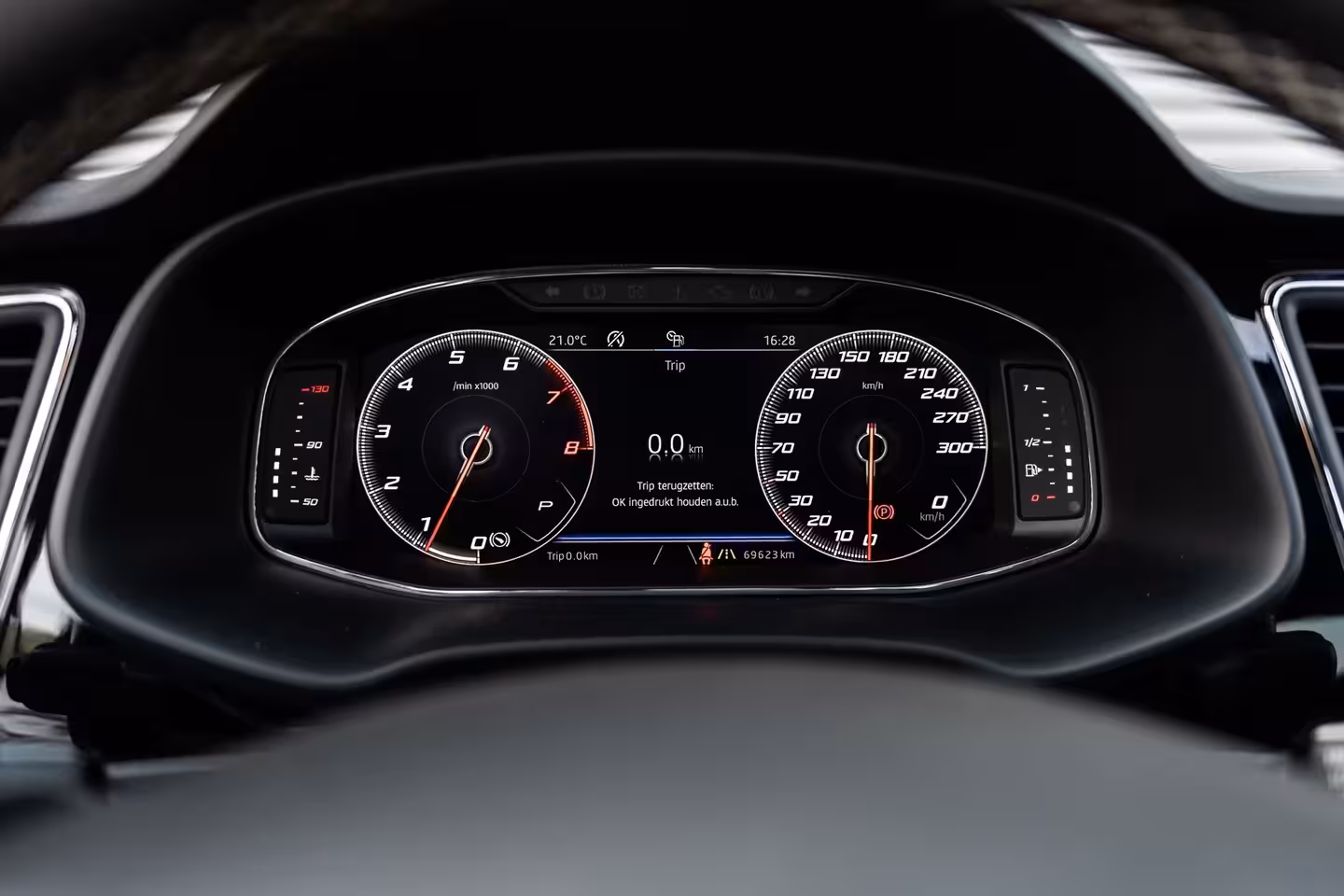 Seat Leon 2.0 TSI CUPRA ULTIMATE PANO BEATS KEYLESS CAMERA