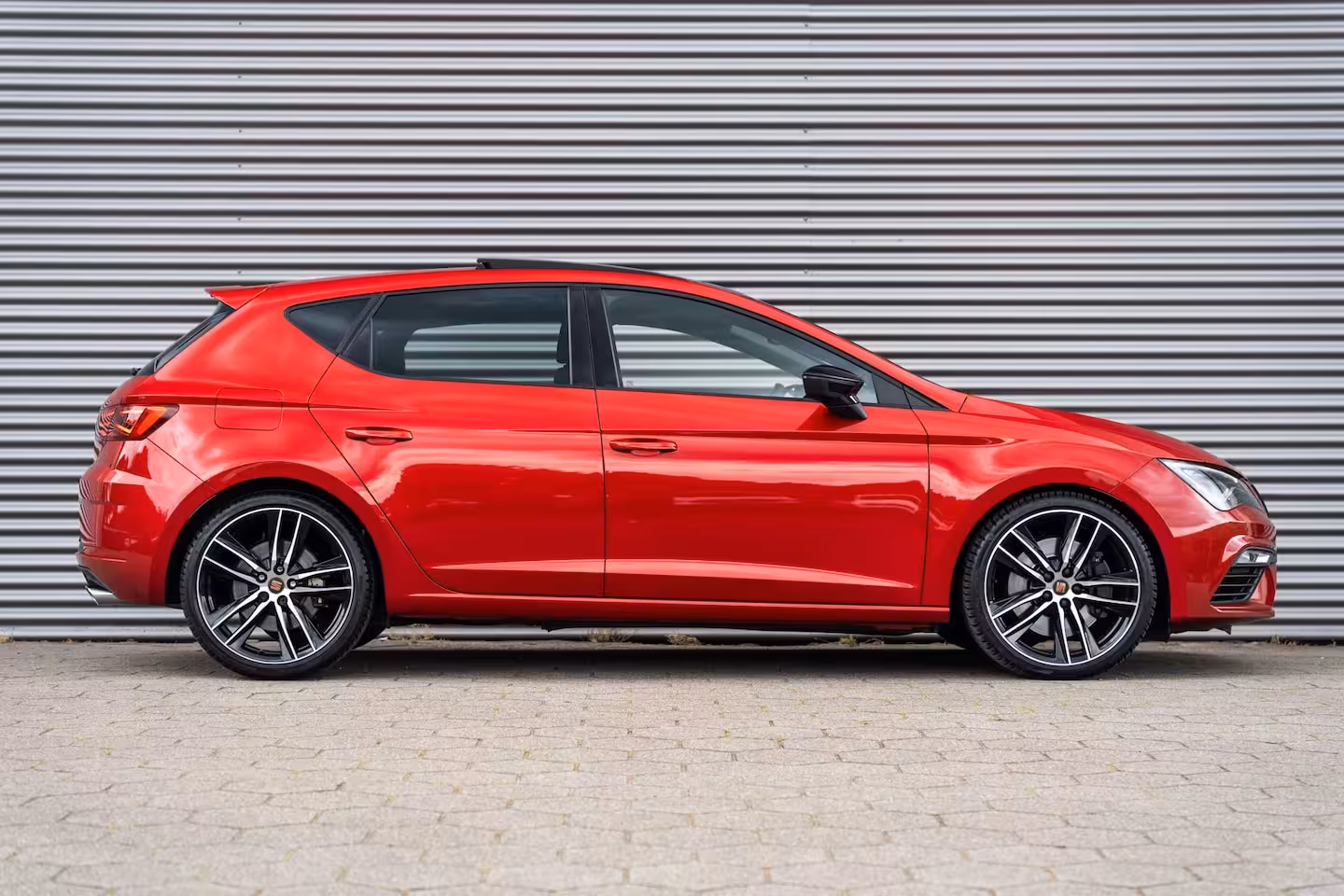 Seat Leon 2.0 TSI CUPRA PANO BEATS VIRTUAL CAMERA KEYLESS