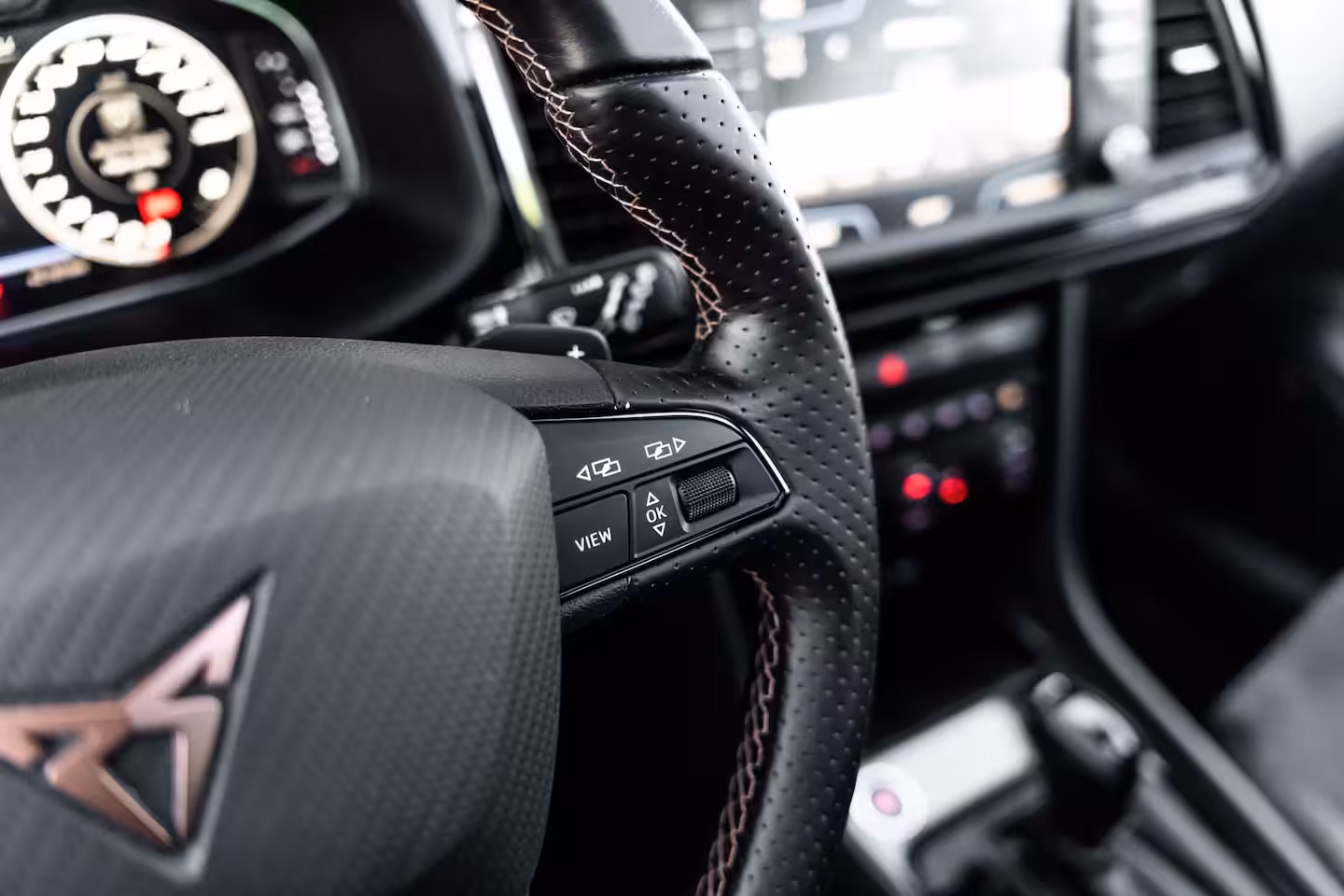 Cupra Ateca 2.0 TSI 4DRIVE PANO BEATS TREKHAAK 360 CAMERA