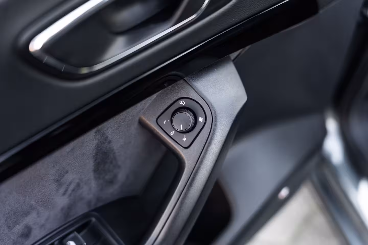 Cupra Ateca 2.0 TSI 4DRIVE PANO BEATS VIRTUAL TREKHAAK