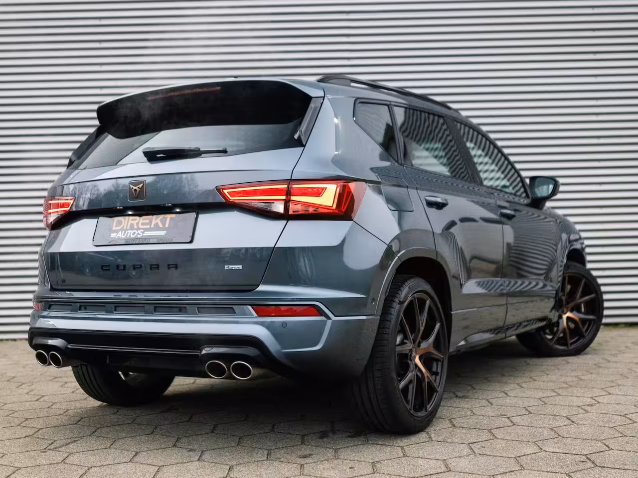 Cupra Ateca 2.0 TSI 4DRIVE PANO BREMBO BEATS KEYLESS VIRTUAL
