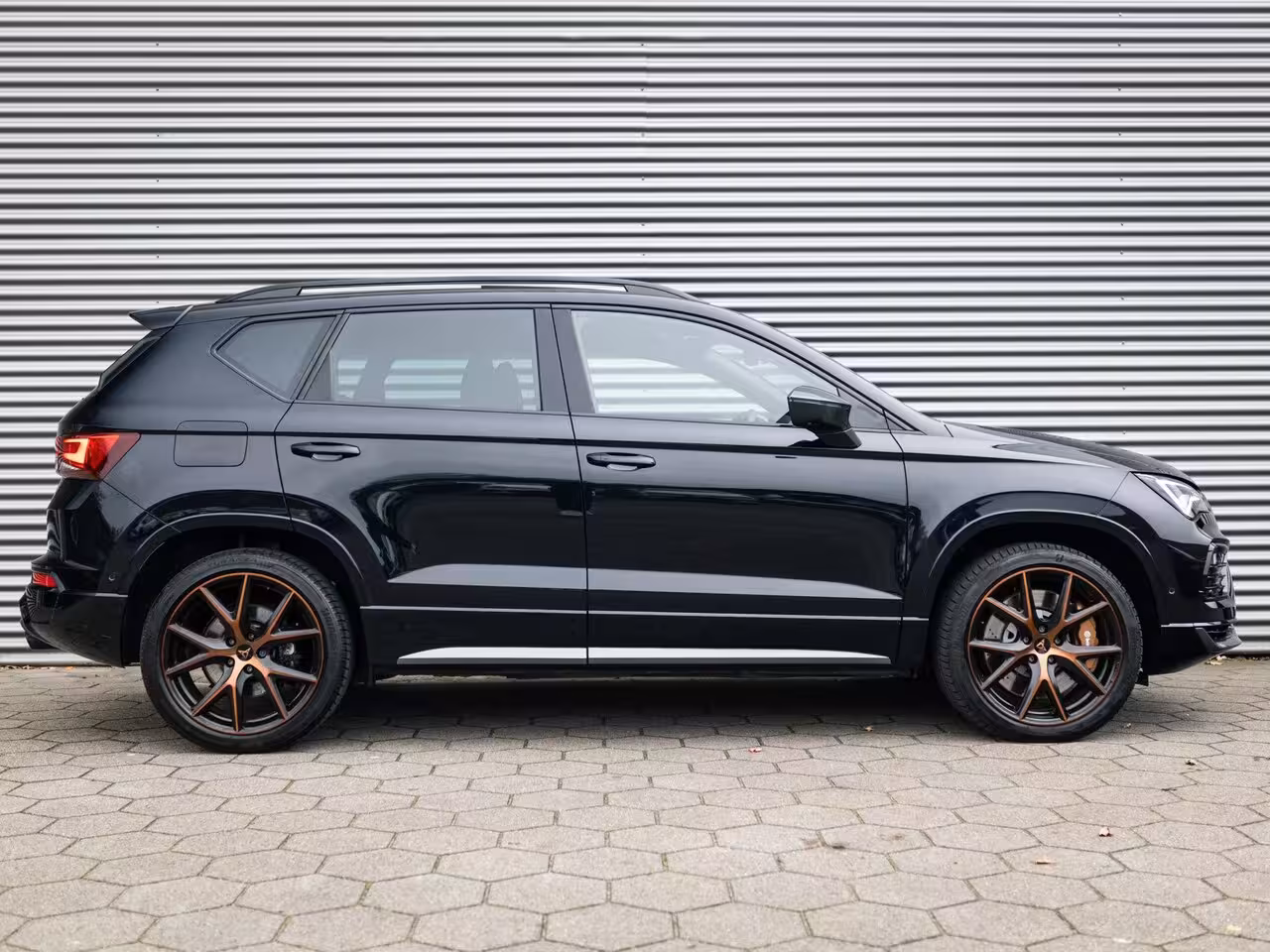 Cupra Ateca 2.0 TSI 4DRIVE PANO BREMBO BEATS TREKHAAK CAMERA
