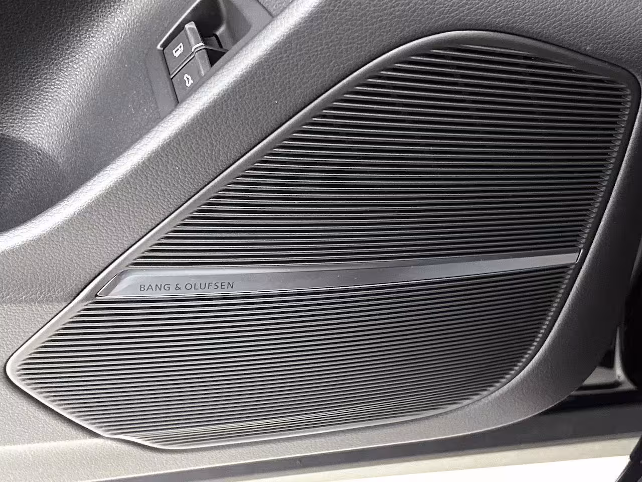 Audi Q8 55 TFSI e quattro Pro Line S | Glazen panoramadak | Bang & Olufsen Premium 3D | Comfortsle