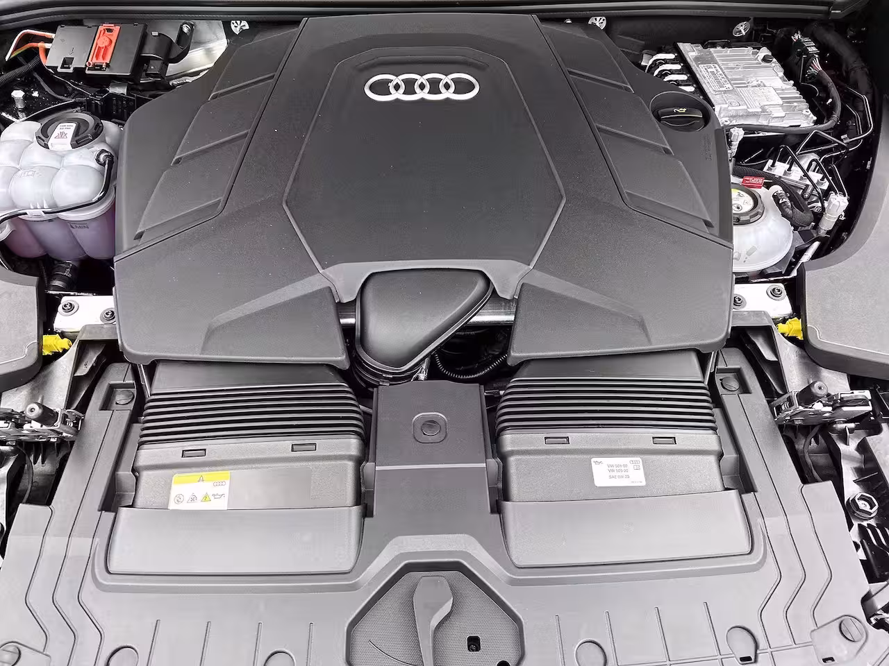 Audi Q8 55 TFSI e quattro Pro Line S | Glazen panoramadak | Bang & Olufsen Premium 3D | Comfortsle