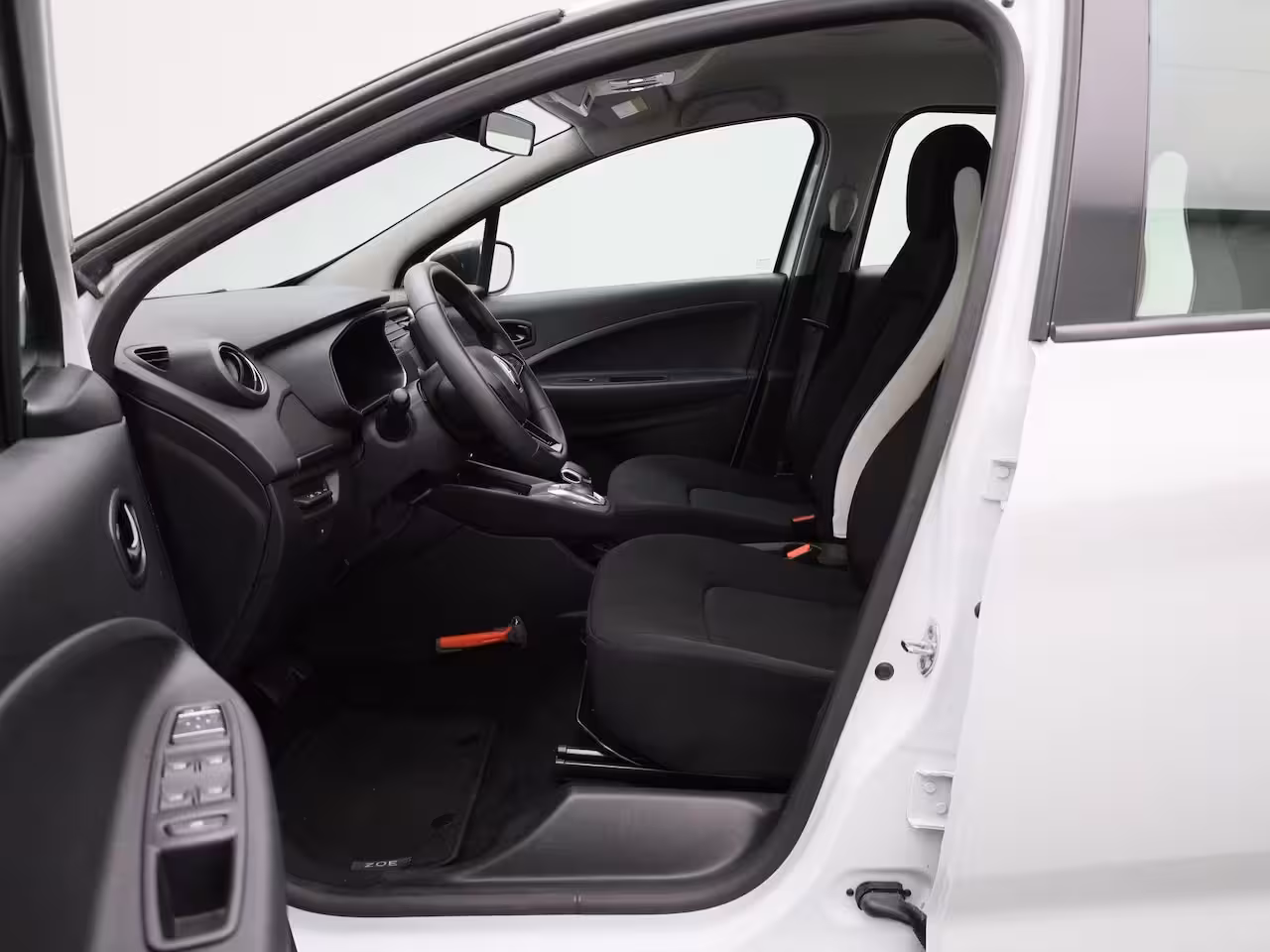 Renault Zoe R110 Life 52 kWh | Incl. Koopaccu | Full-Map Navigatie | PDC Achter | Keyless | LED-Verlic