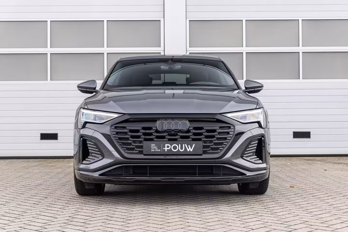 Audi Q8 Sportback e-tron 50 340pk quattro S edition 95 kWh | Panoramadak | Achteruitrijcamera | Luchtvering