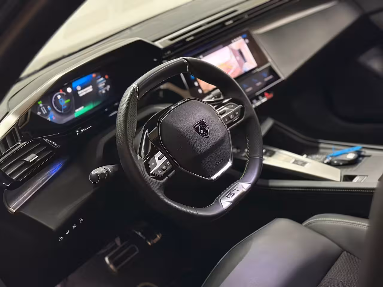 Peugeot 308 SW 1.6 Plug-in Hybrid 180 GT | 360° Camera | Matrix LED | Carplay | Alcantara | Massage | 18