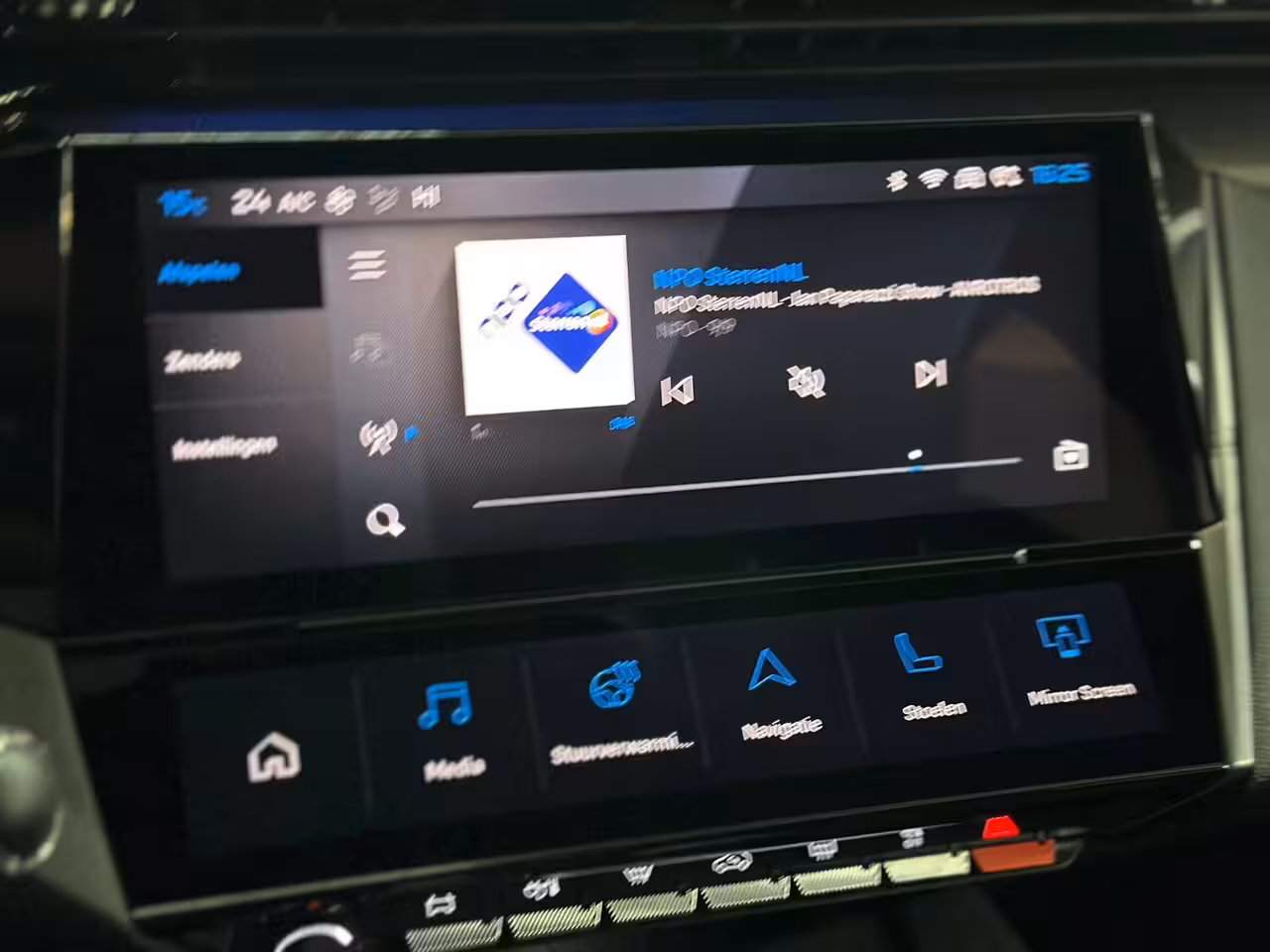 Peugeot 308 SW 1.6 Plug-in Hybrid 180 GT | 360° Camera | Matrix LED | Carplay | Alcantara | Massage | 18