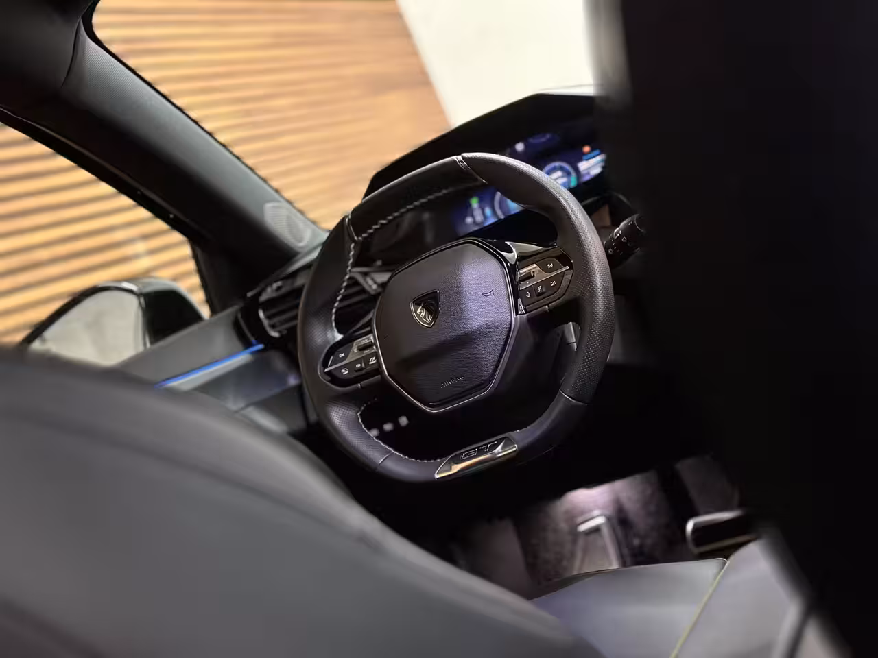 Peugeot 308 SW 1.6 Plug-in Hybrid 180 GT | 360° Camera | Matrix LED | Carplay | Alcantara | Massage | 18