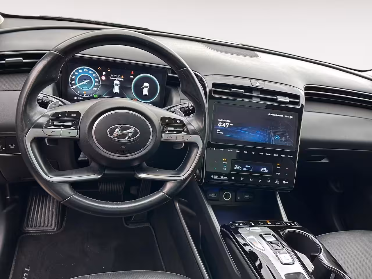 Hyundai Tucson 1.6 T-GDI HEV Premium Sky | + Winterbanden | 1650kg trekgewicht | Navi | 360 Camera | Stoe