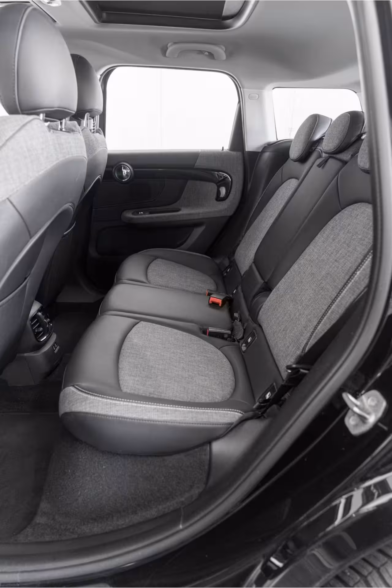 Mini Countryman 1.5 Cooper SE ALL4 Classic | Panorama | Camera | Stuur- & Stoelverwarming