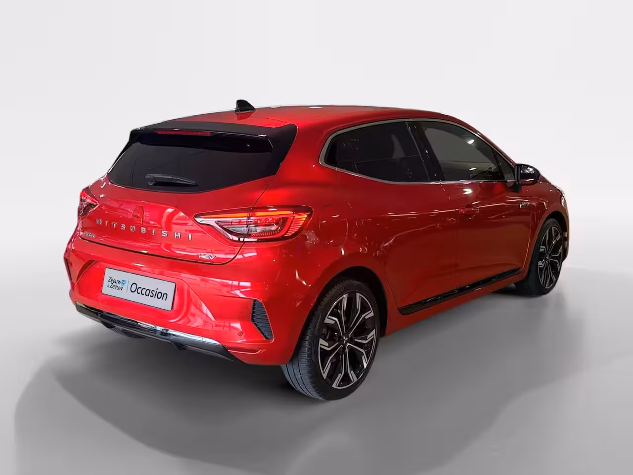 Mitsubishi Colt 1.6 HEV First Edition *Automaat*Navi+Camera*Climate*Stoel/Stuur Verw.*Adaptive Cruise*Spor