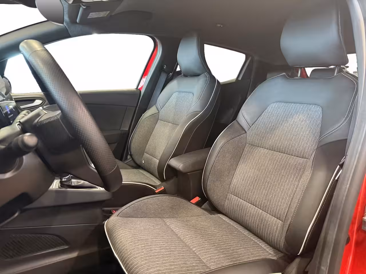 Mitsubishi Colt 1.6 HEV First Edition *Automaat*Navi+Camera*Climate*Stoel/Stuur Verw.*Adaptive Cruise*Spor