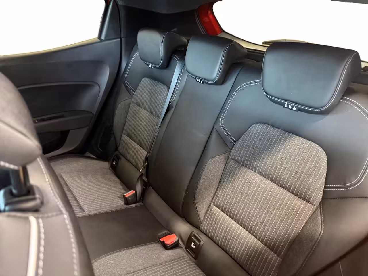 Mitsubishi Colt 1.6 HEV First Edition *Automaat*Navi+Camera*Climate*Stoel/Stuur Verw.*Adaptive Cruise*Spor