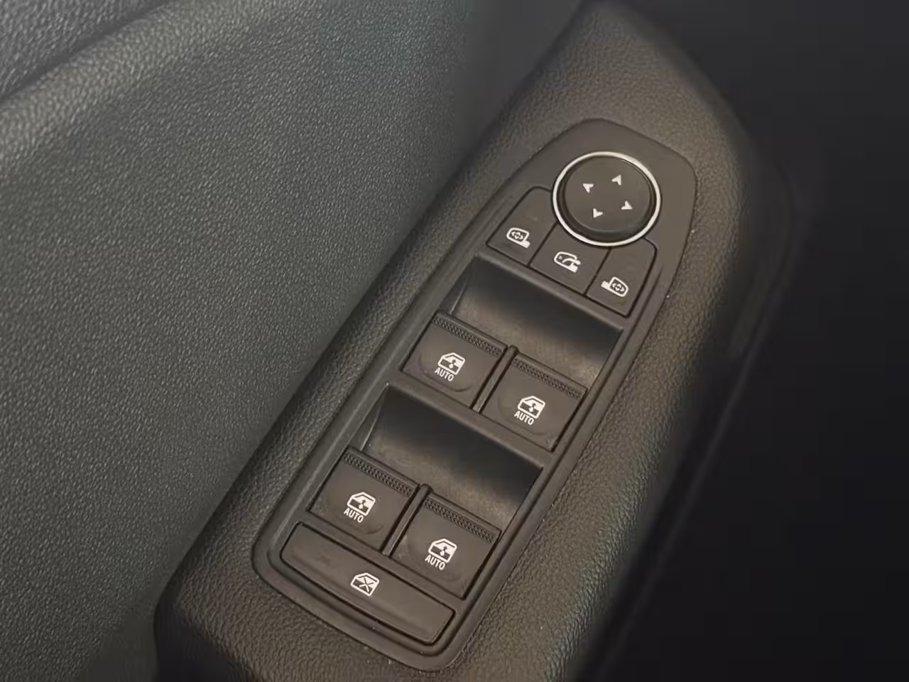 Mitsubishi Colt 1.6 HEV First Edition *Automaat*Navi+Camera*Climate*Stoel/Stuur Verw.*Adaptive Cruise*Spor