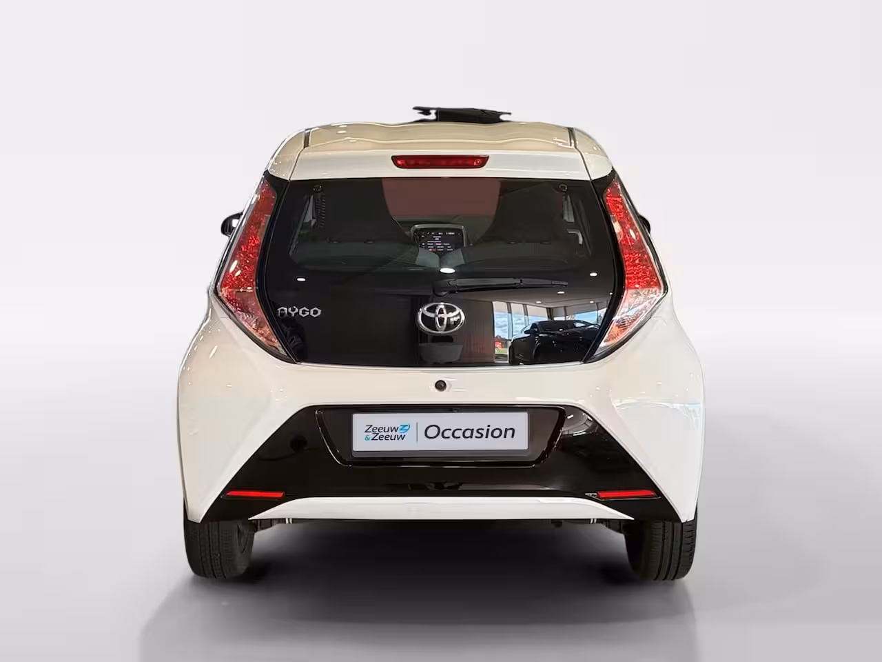 Toyota Aygo 1.0 VVT-i x-play *Telefoon*Camera*Airco*Cruise*Mooie Auto