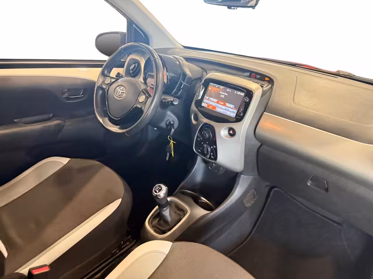 Toyota Aygo 1.0 VVT-i x-play *Telefoon*Camera*Airco*Cruise*Mooie Auto