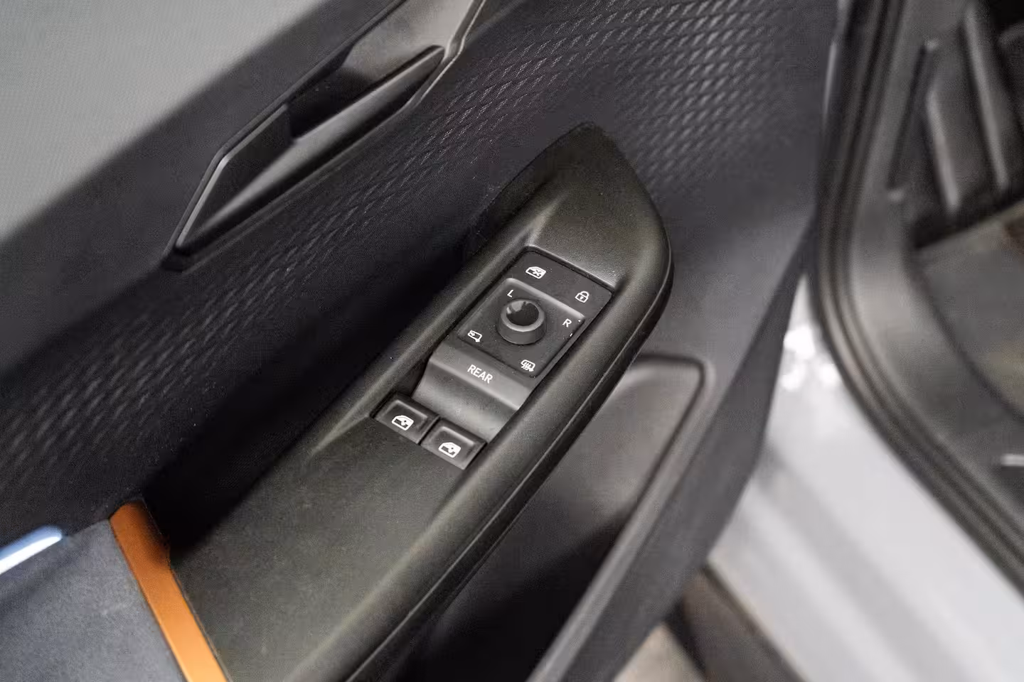 Cupra Born 62 kWh 204PK Adrenaline | PANORAMADAK | 19 INCH | NAVIGATIE | STOEL + STUURVERW. | HUD | W