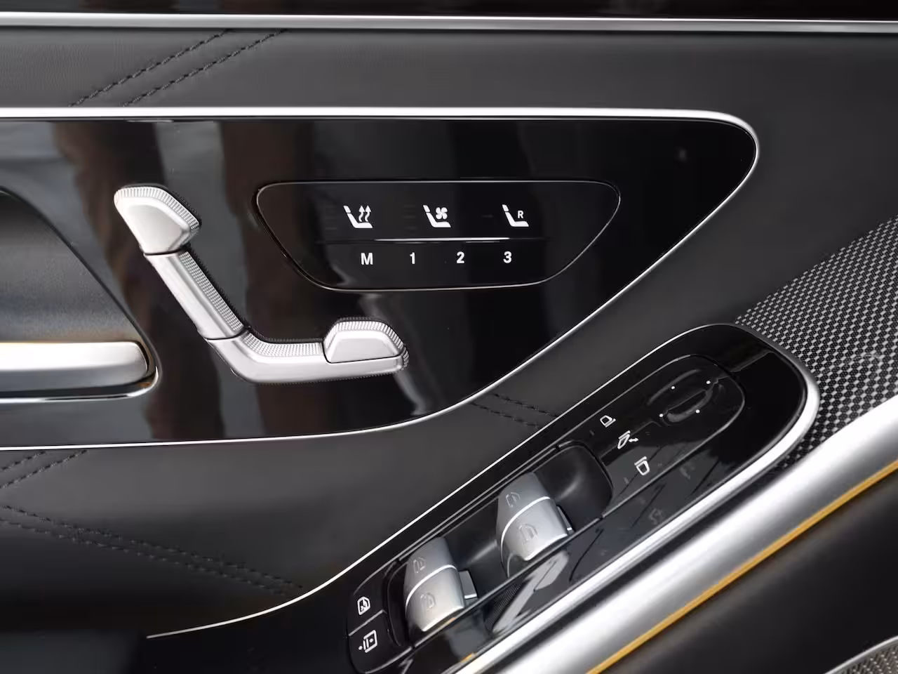 Mercedes-Benz S-klasse 63 S AMG 802pk E Performance |Burmester 4D|keramisch|driver's package|pano|carbon|achteras