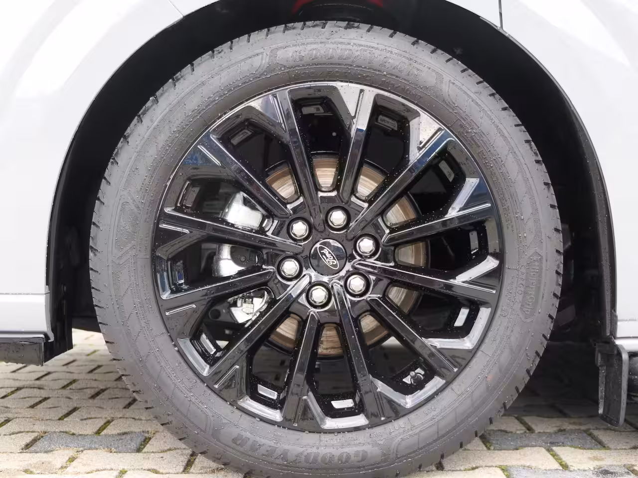 Ford Transit Custom Tourneo 340 2.5 PHEV L2H1 Titanium X | Black Pack | Luxury | Panoramadak | 360 Camera | AGR Stoel