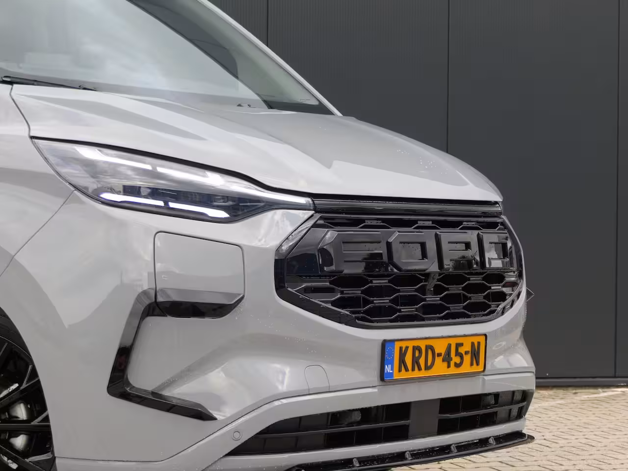 Ford Transit Custom Tourneo 340 2.5 PHEV L2H1 Titanium X | Black Pack | Luxury | Panoramadak | 360 Camera | AGR Stoel
