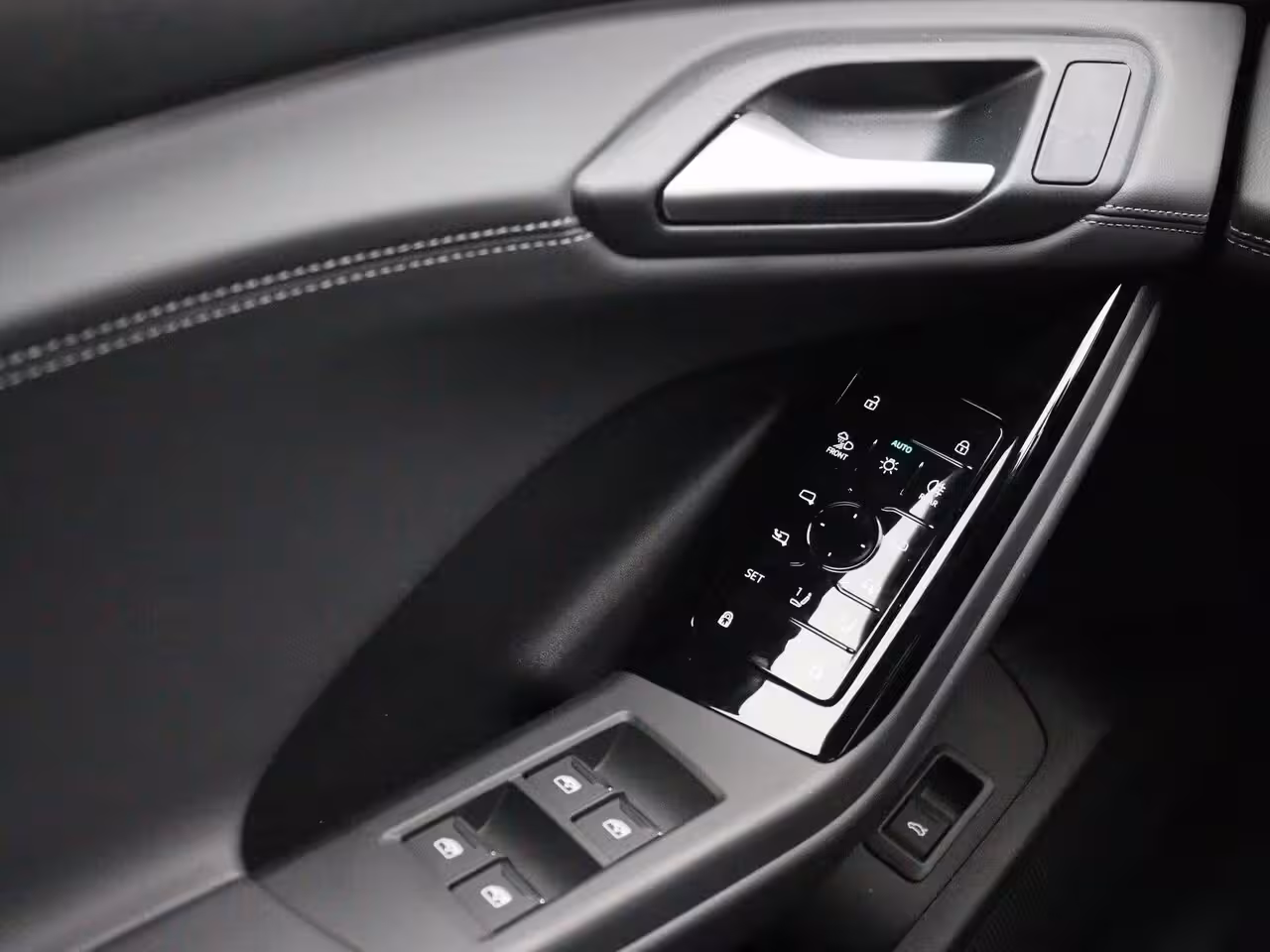 Audi Q6 SQ6 e-tron e-252pk S edition