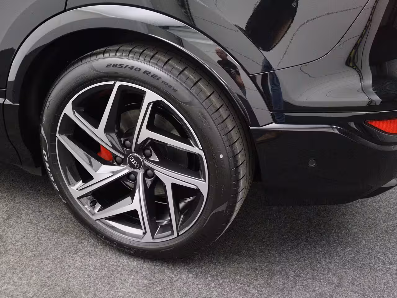 Audi Q6 SQ6 e-tron e-252pk S edition